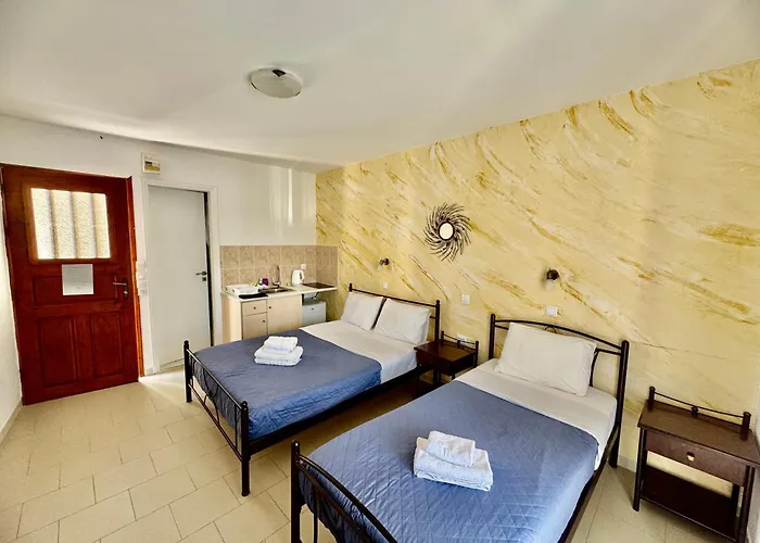 Dima Santorini Hotel