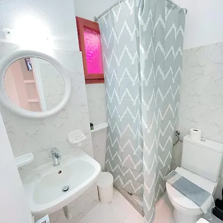 Dima - Boutique Отель Перисса