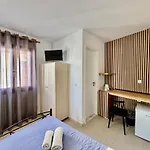 Dima Ξενοδοχείο Περίσσα