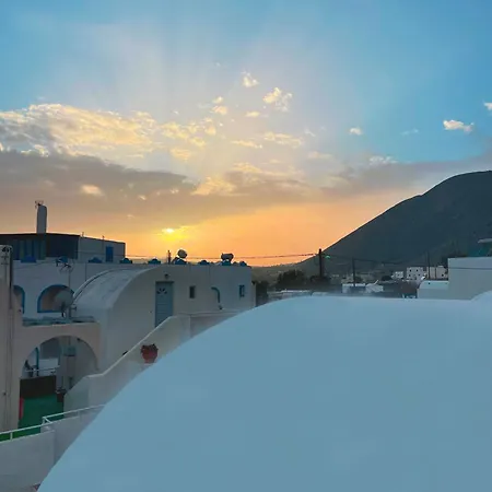 Dima Santorini 호텔 *