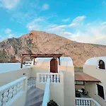 Dima Hotel Perissa (Santorini)