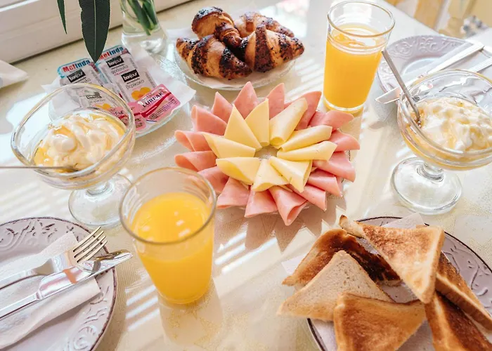 Dima Santorini Hotel *