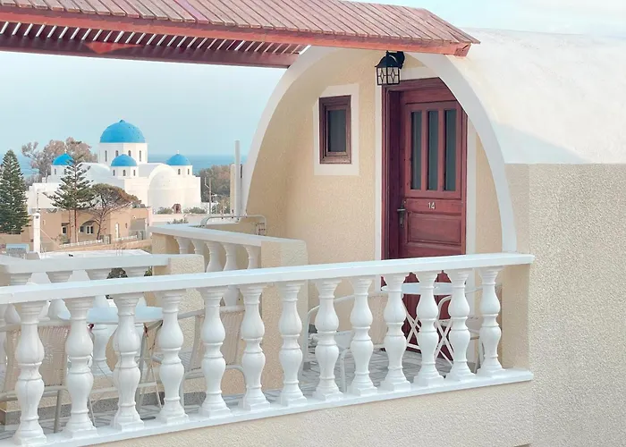 Dima Santorini Perissa (Santorini)